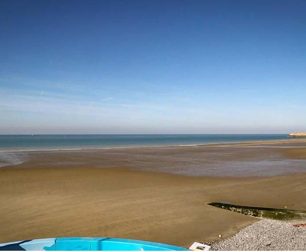 Bienvenue Chez Anais ! Hotel Biville-sur-Mer Exterior photo